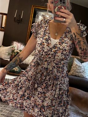 Minkpink XS Floral Wrap Skater Dress in Cream and Navy